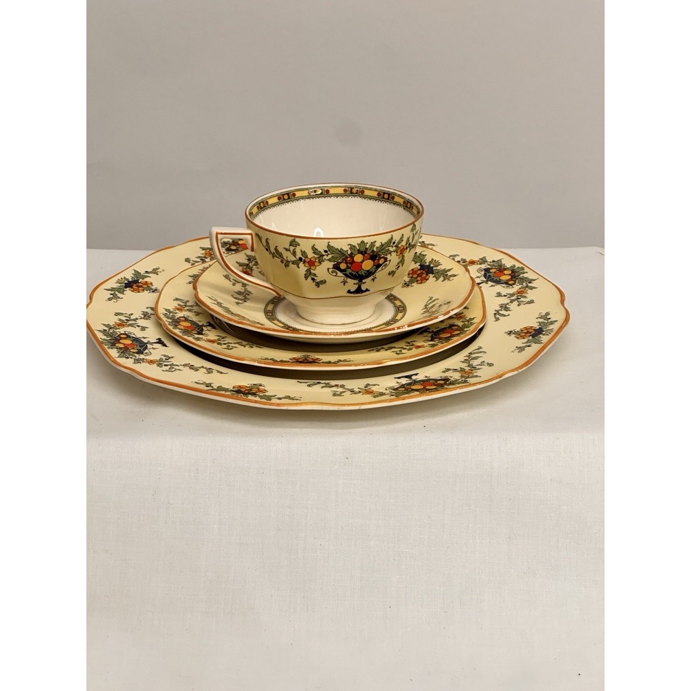Crown Ducal Transfer‎ Ware England Blue Urn Fruit 4 Piece Place Setting